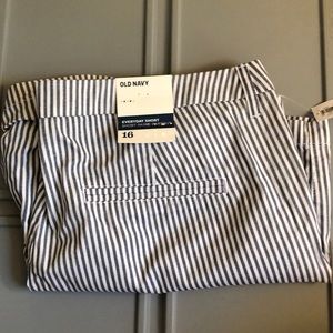 NWT old navy 5” shorts